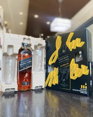 Johnnie Walker Black Label Giftpack With 2 Highball Glasses