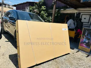 Immersive Excellence Qled Samsung 85”Q60c