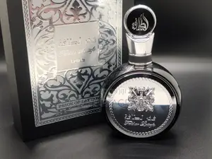 Lattafa Fakhar Black