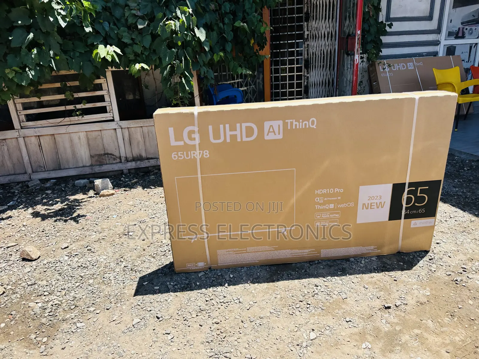 Compact Yet Powerful UHD Smart Lg 65”UR73
