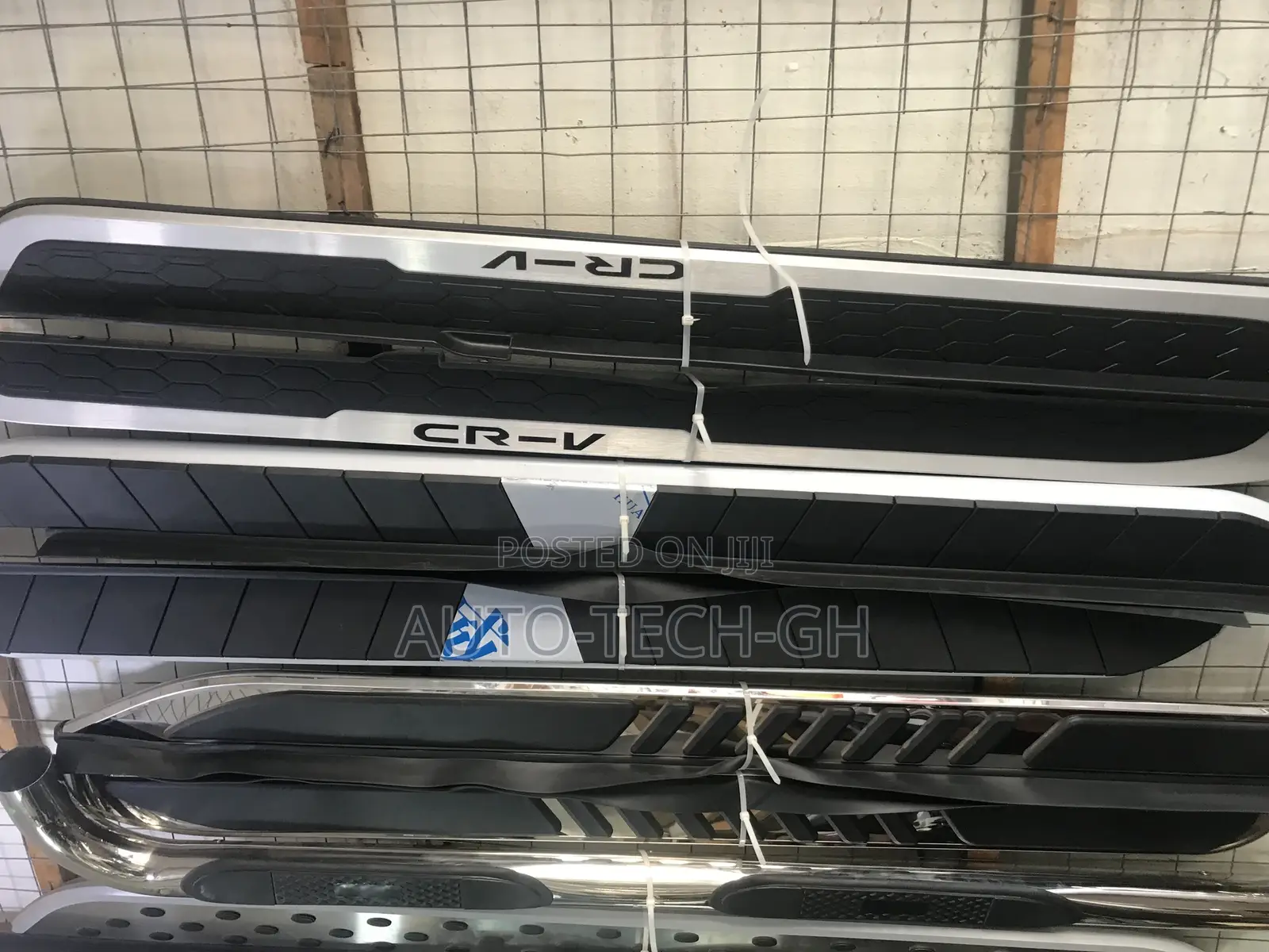 Door Steps for Honda CR-V Cars.