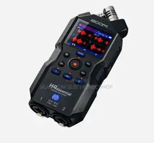 Zoom H4 Essential