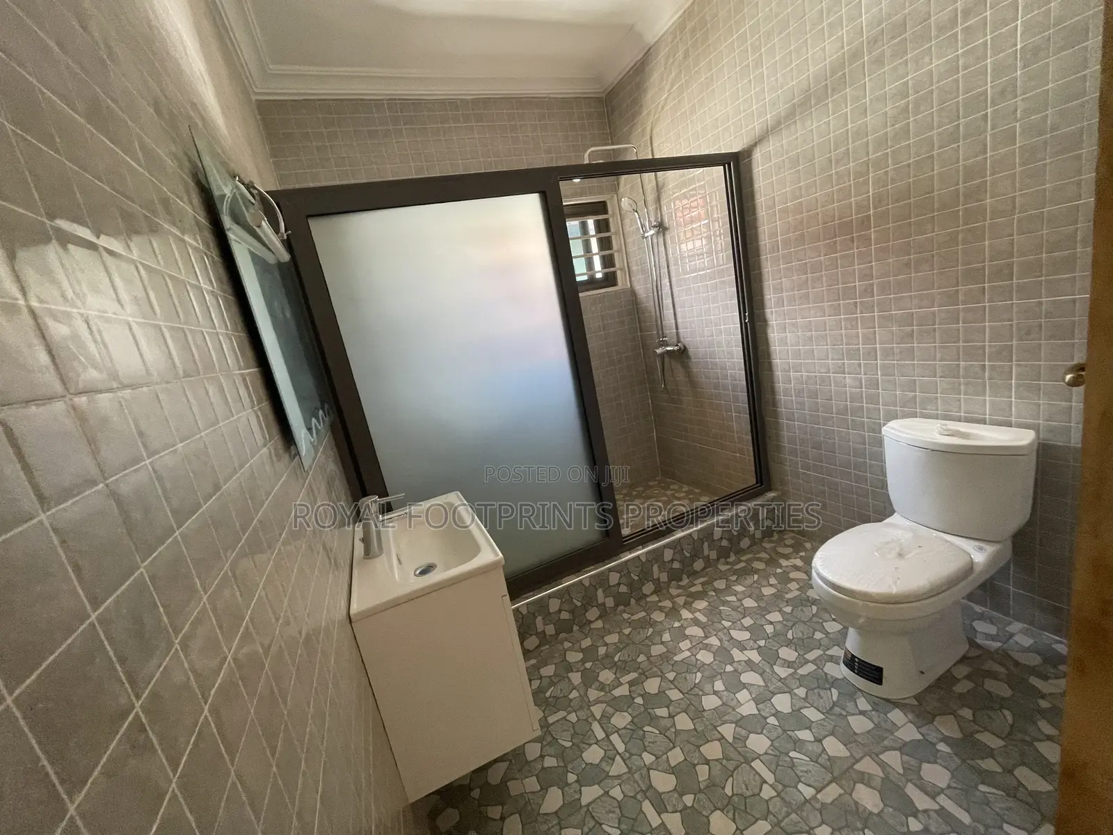 4bdrm House in Royal Footprints, Oyarifa for sale