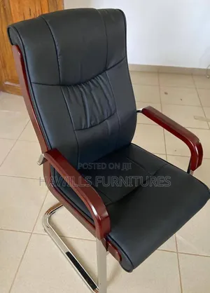 Executive Office Chair With Brown Handle