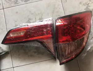Honda HRV Taillight 2014 2015 2016 2017 2018 Tail Light W Bootlight