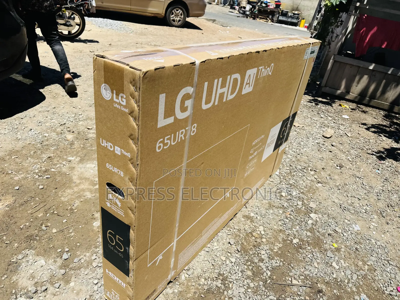Zealous Sleek Slim UHD Smart 65” UR73