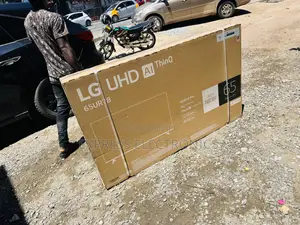 Smart View UHD Lg 65”UR73