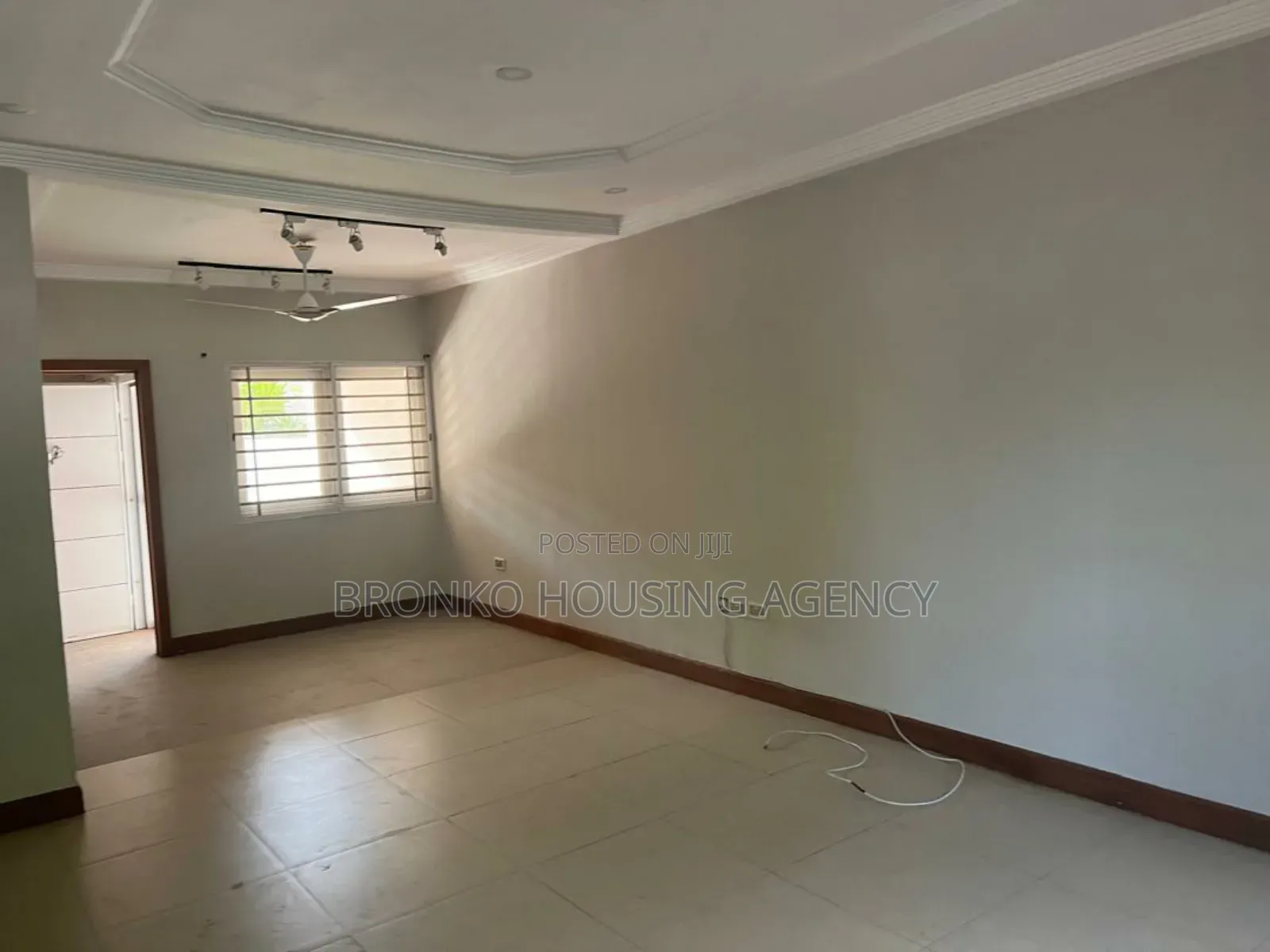 3bdrm House in Bronko Housing, Spintex for rent