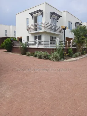 4bdrm House in Teshie for rent