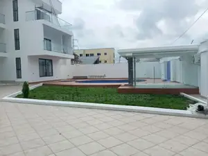8bdrm House in Skm Properties, East Legon for sale