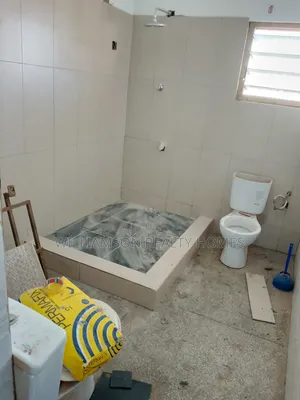 4bdrm House in Hfc Estate Area, Spintex for rent