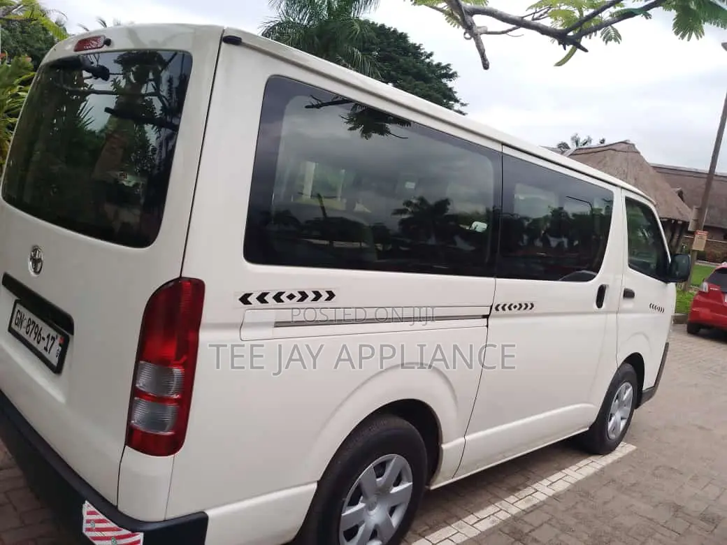 Fresh Toyota Hiace 2017 Mini Bus for Rent