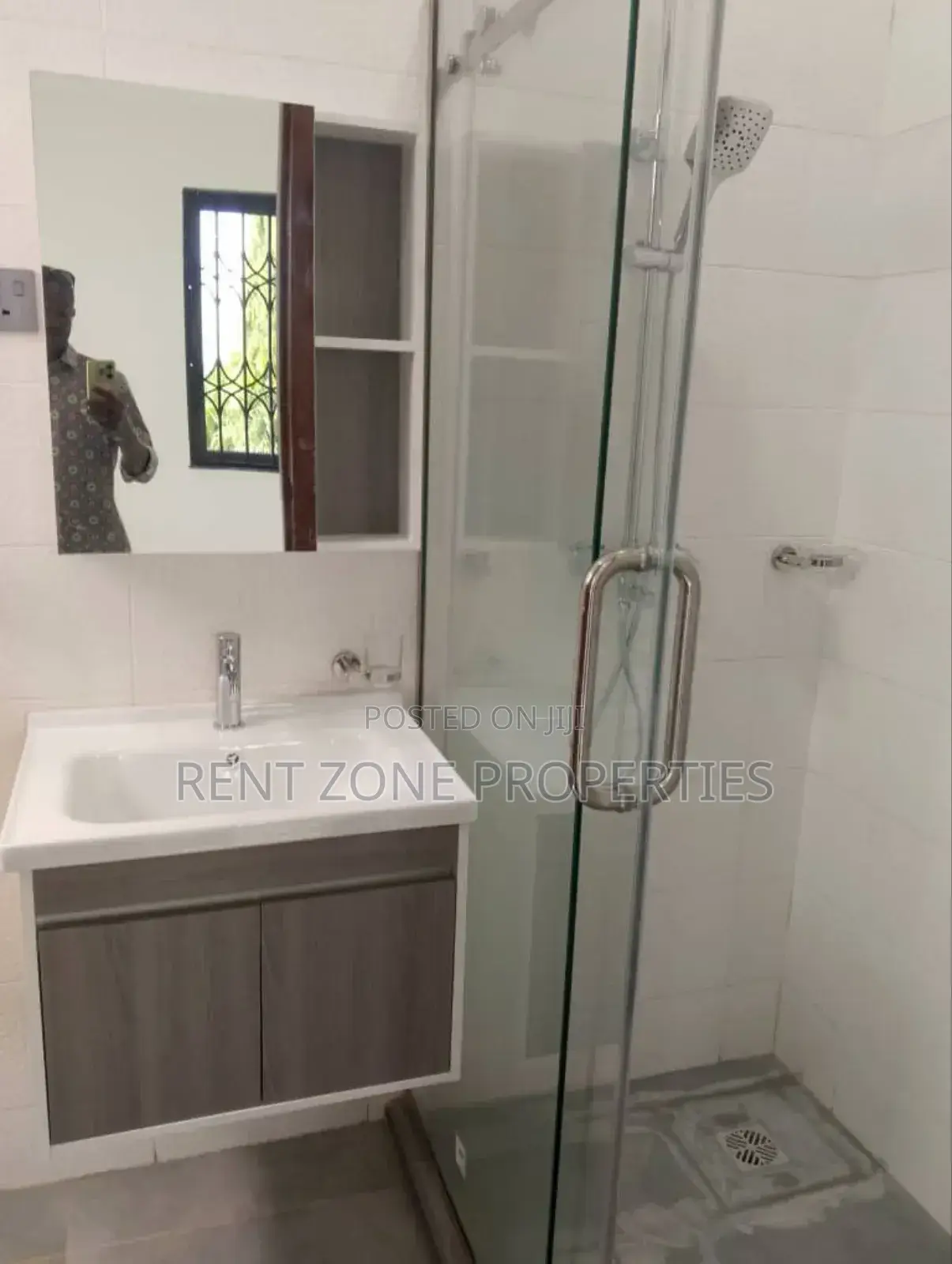 4bdrm Duplex in Rent Zone Properties, Achimota for rent