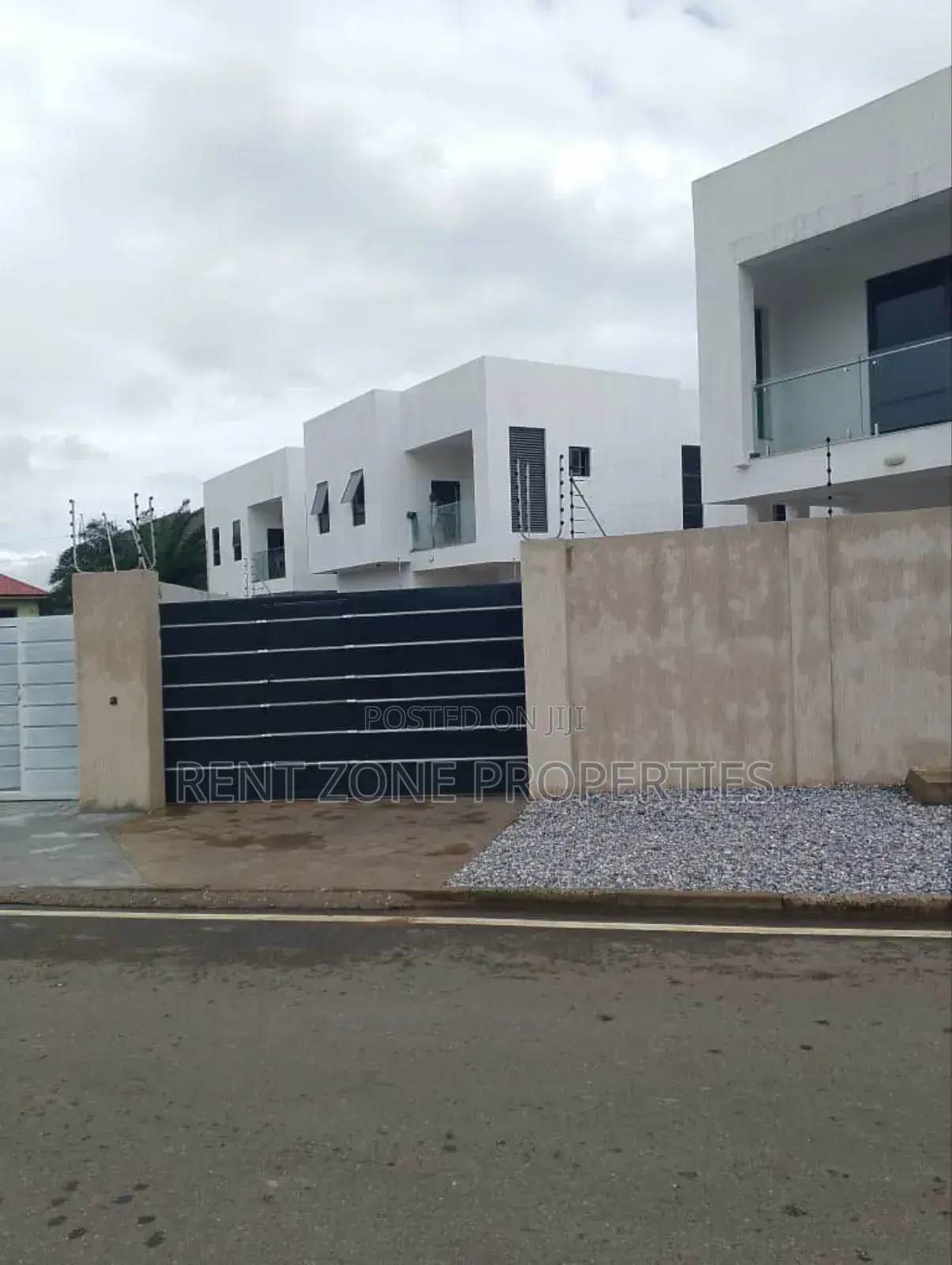 4bdrm Duplex in Rent Zone Properties, Achimota for rent