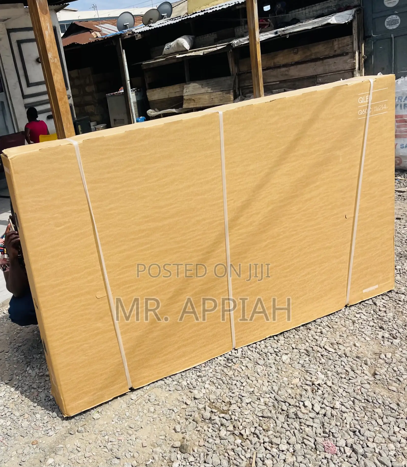 Well Design Samsung 75q60c 75” Qled Smart Television.