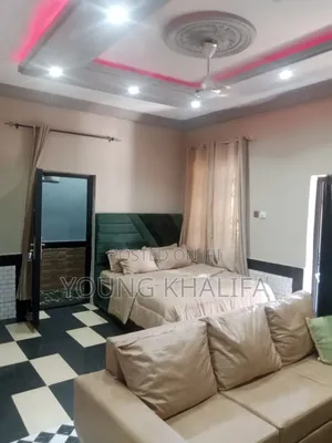 Beautiful Studio Apartment Available Behind West Hills Mall