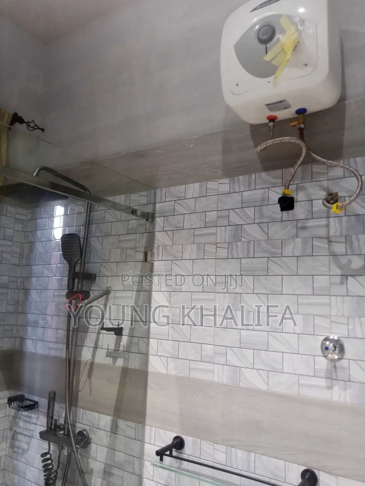 Beautiful Studio Apartment Available Behind West Hills Mall