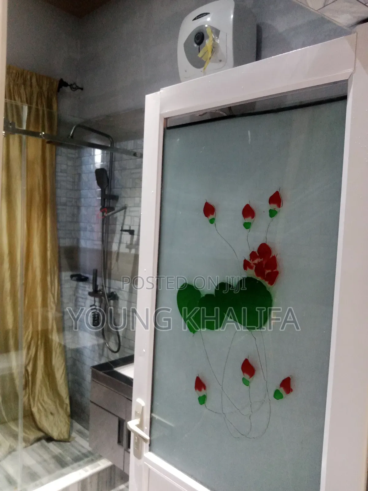 Beautiful Studio Apartment Available Behind West Hills Mall