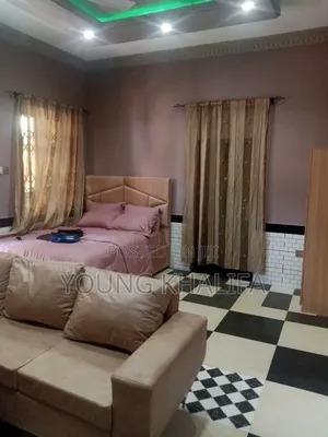 Beautiful Studio Apartment Available Behind West Hills Mall