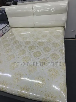 Queen Size Bed With Mattress