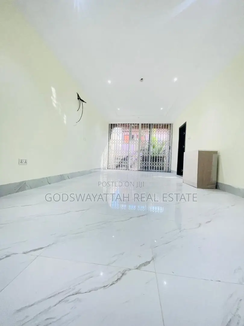 3bdrm House in East Legon, Adjiriganor for rent