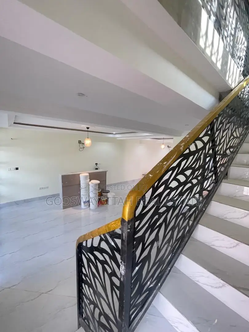 3bdrm House in East Legon, Adjiriganor for rent