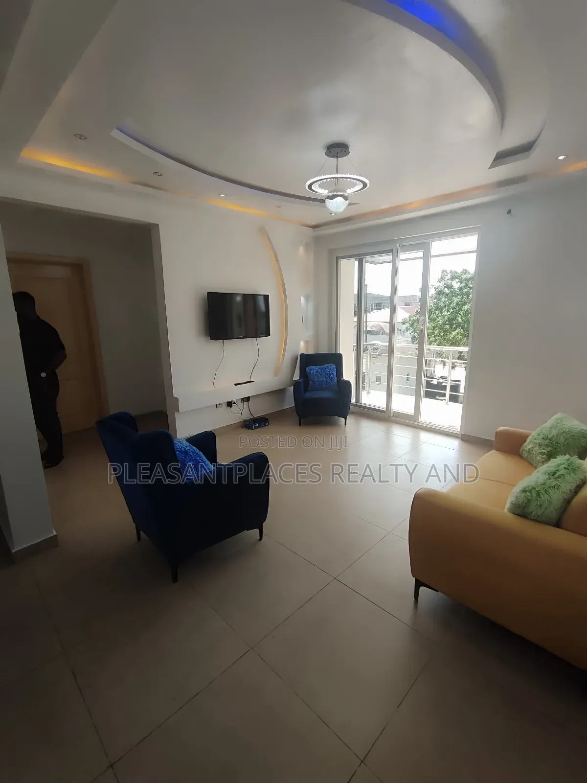 Furnished 2bdrm Apartment in Pleasantplaces, East Legon for rent