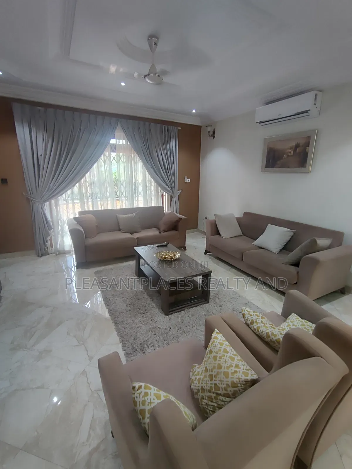 Furnished 3bdrm Apartment in Pleasantplaces, East Legon for rent