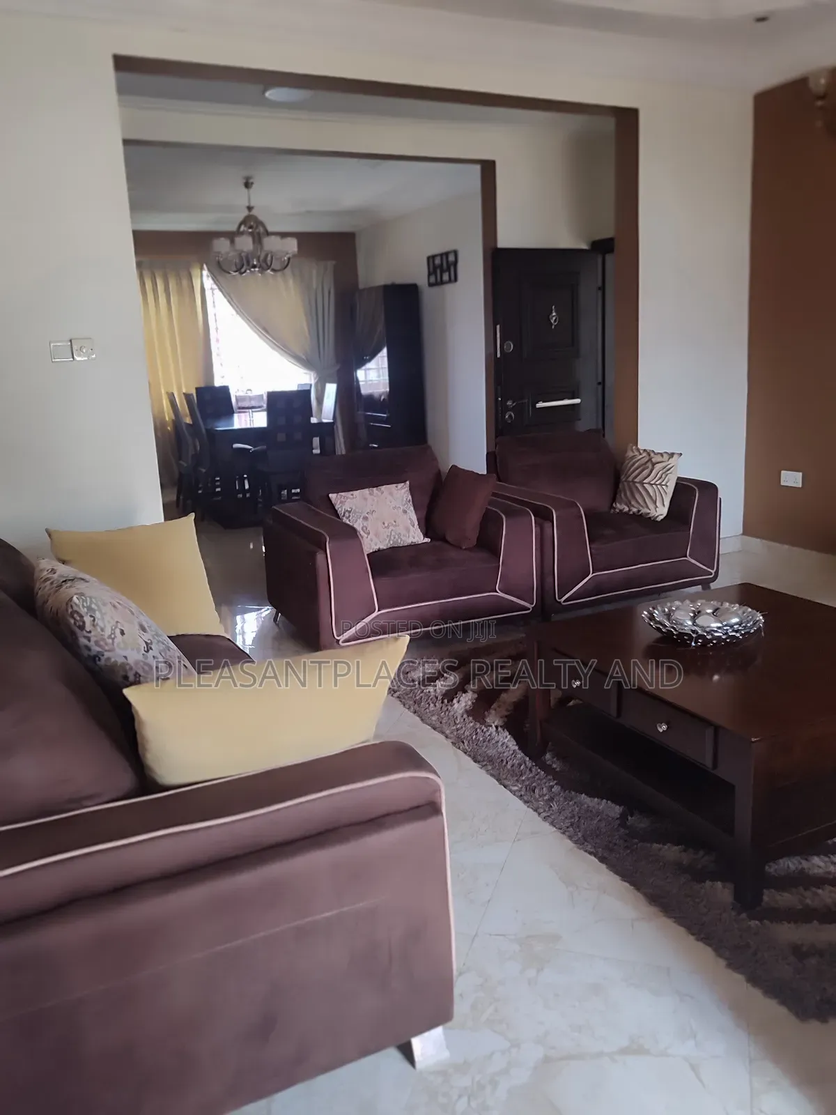 Furnished 3bdrm Apartment in Pleasantplaces, East Legon for rent