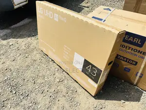 Unlimited Entertainment UHD Smart LG 43”UR73