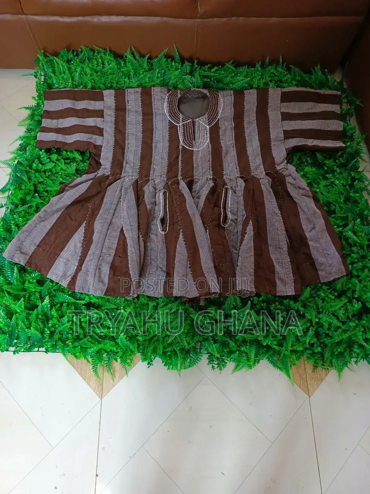 Buy All Your Original Handmade Smocks at Tryahu