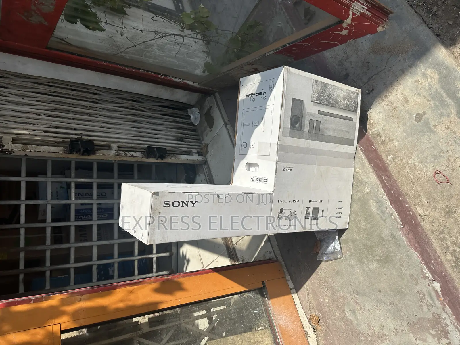 Experience Good Sound System With Sony Ht-S20r