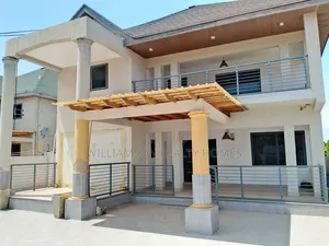 4bdrm Duplex in Community 18 Area, Spintex for rent