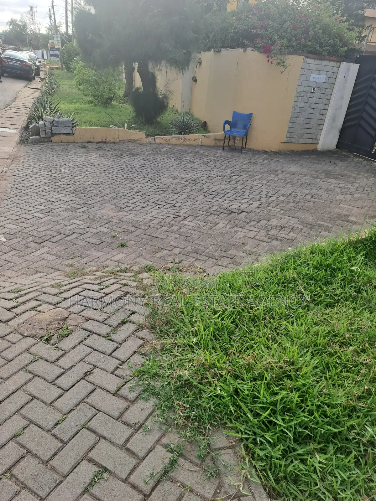 2plots Forsale -Tesano