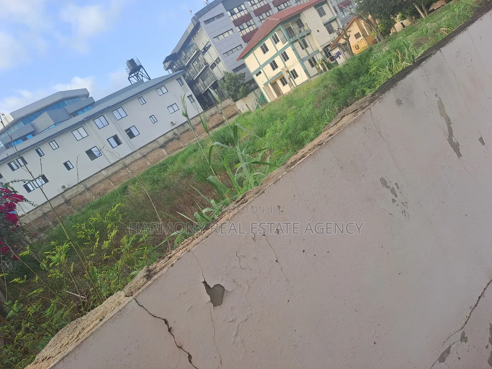 2plots Forsale -Tesano