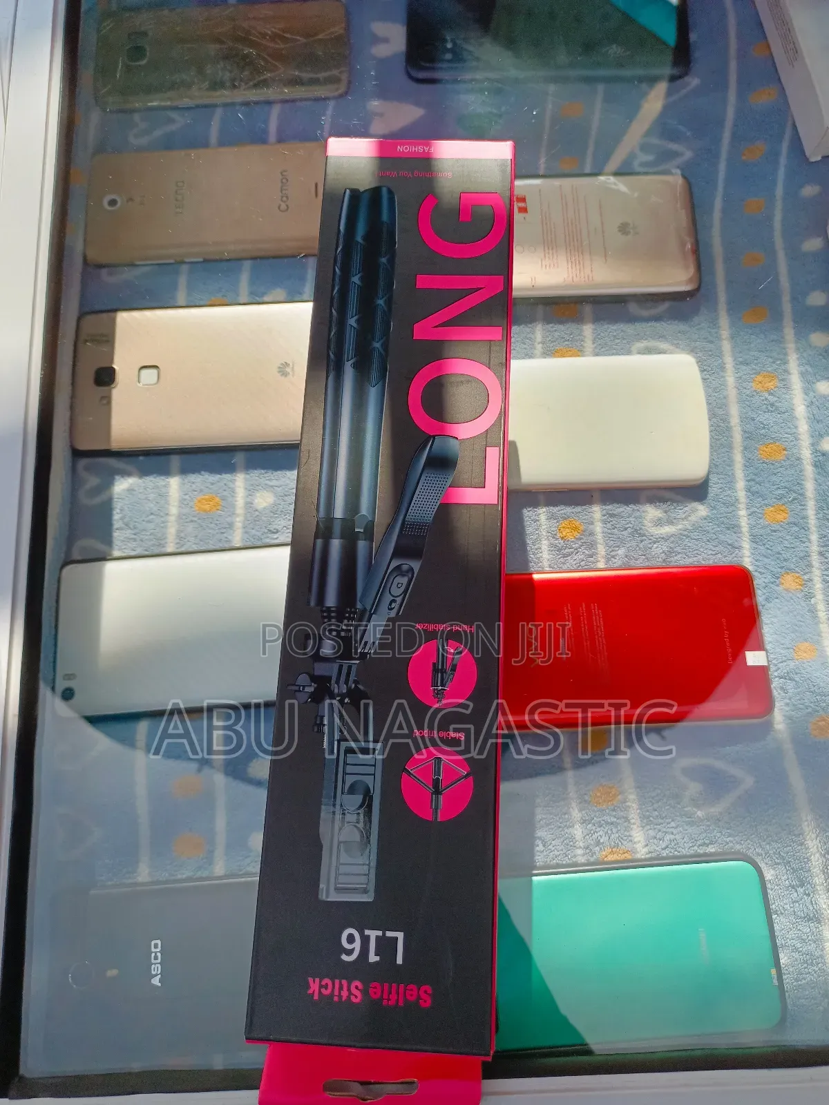 L 16 Long Selfie Stick Stand