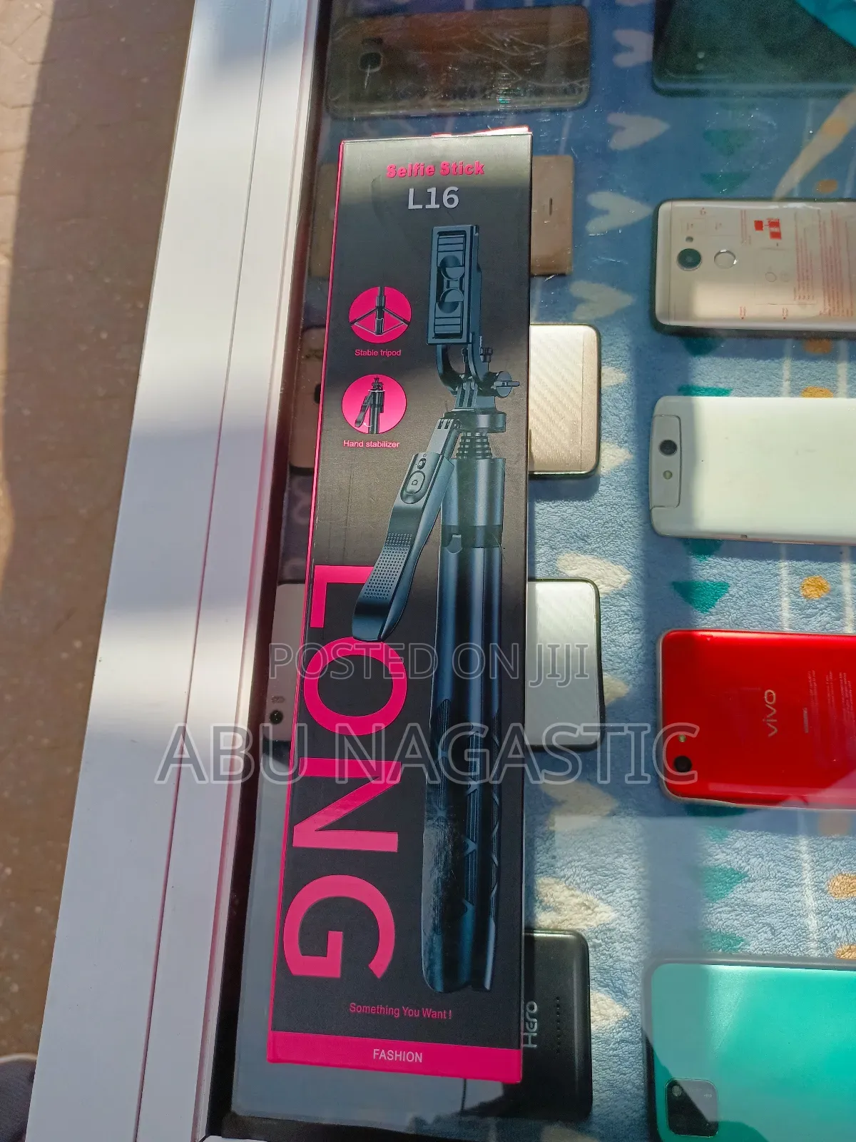 L 16 Long Selfie Stick Stand