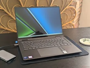 New Laptop Lenovo Yoga 700 16GB Intel Core I7 SSD 1T