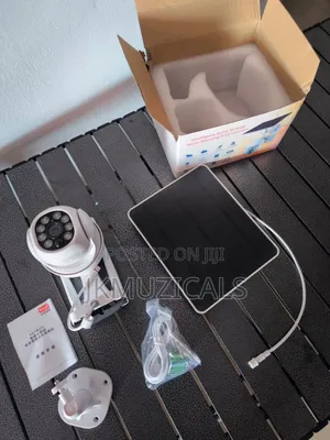 Solar PTZ Camera / Security Camera