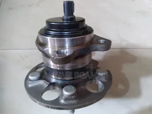 Toyota Highlander 2x4 2012/13 Back Wheel Hub 1pc