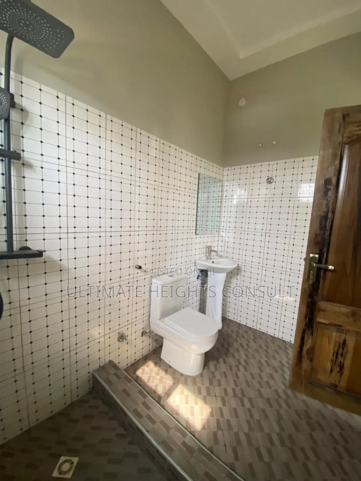 2bdrm Apartment in Tesano, Abeka for rent