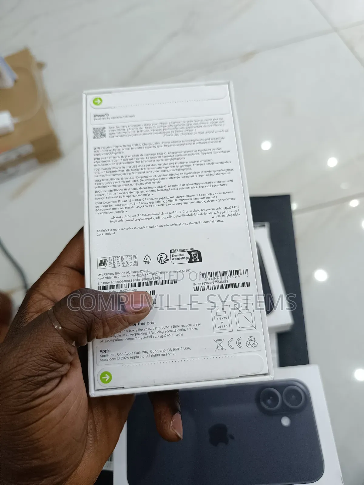 New Apple iPhone 16 128 GB Black