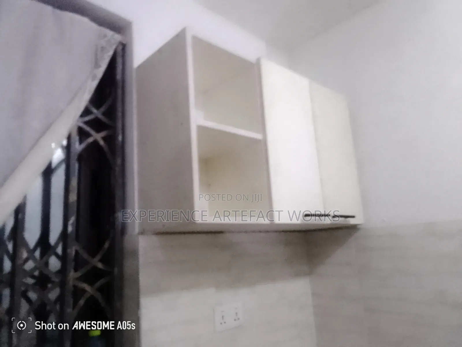 Ultra Modern Kitchen Cabinets