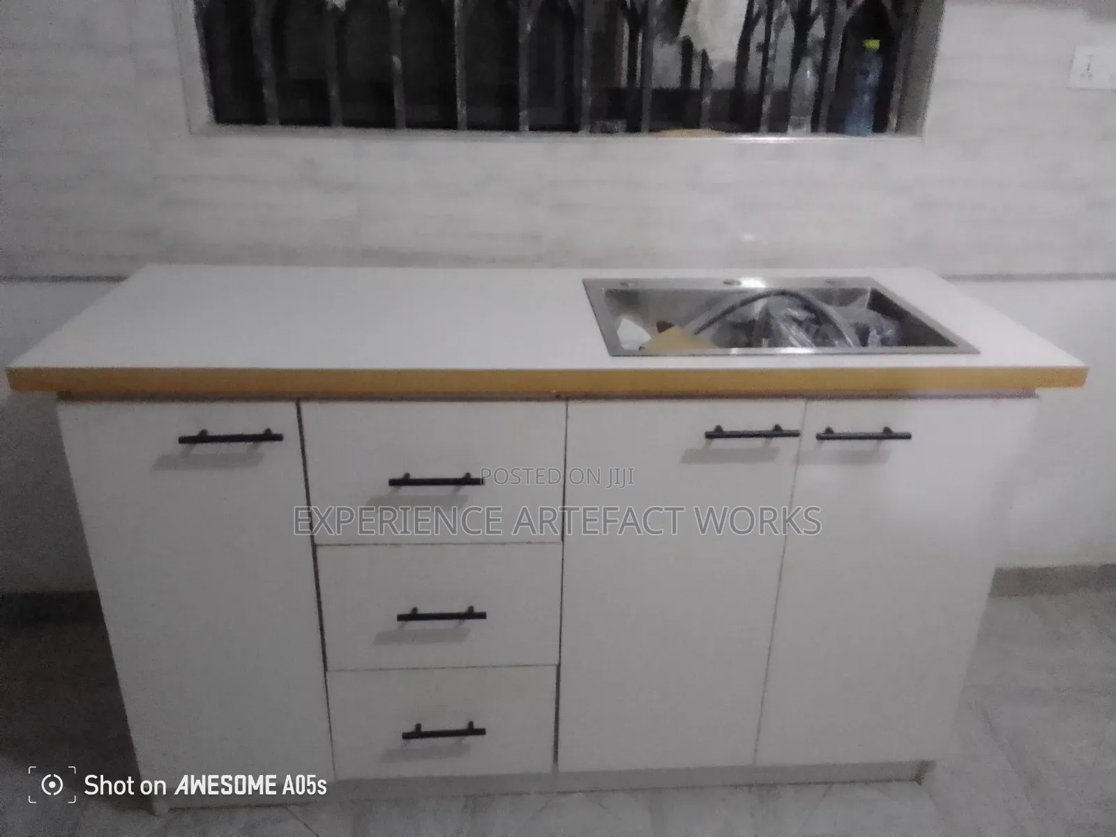Ultra Modern Kitchen Cabinets