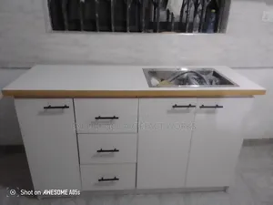 Ultra Modern Kitchen Cabinets