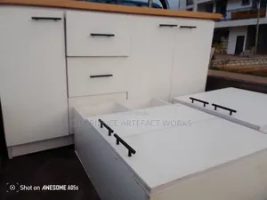 Ultra Modern Kitchen Cabinets