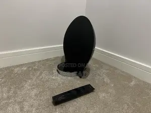 Edifier iPod Dock/ Radio/Bluetooth Speaker