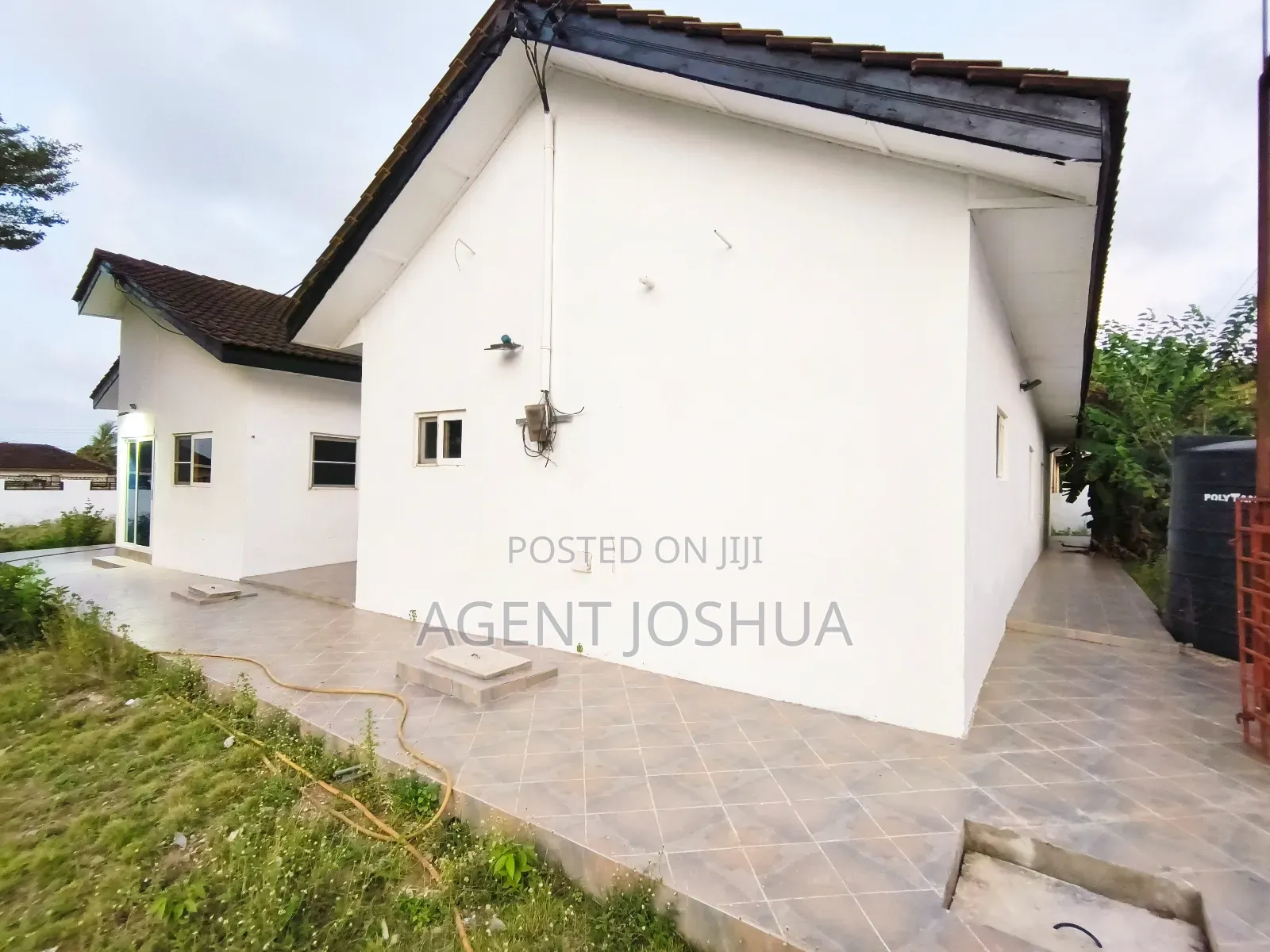 4bdrm House in Manet Court Estate, Airport Residential Area for rent