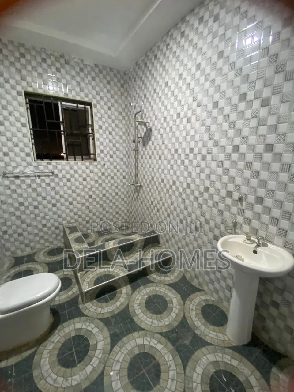 2bdrm Apartment in Lakeside Estate for rent