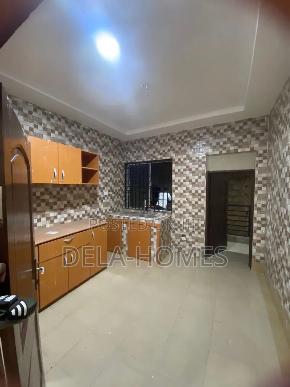 2bdrm Apartment in Lakeside Estate for rent